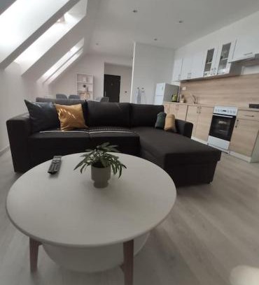 Nove Zamky Apartment | Krásny nový mezonetový apartmán