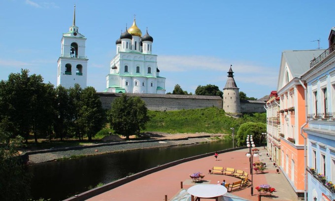 Pskov Old Town Apartment | Kremlin View Apartment