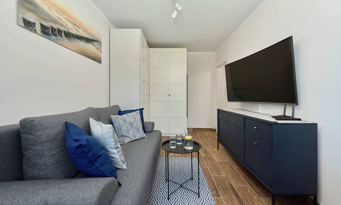 Krzyki Apartment | Krynicka 46 | Compact Studio | Netflix