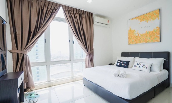 Taman Century Apartment | KSL D'Esplanade (4pax) WIFI A18 @ JB City Homestay