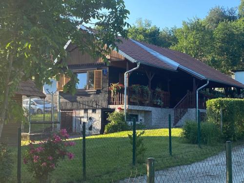 Pokupsko House | Kuca Oaza