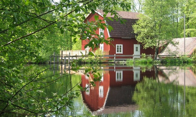 Tingsryd Bed & Breakfast | Kvarnen i Knällsberg