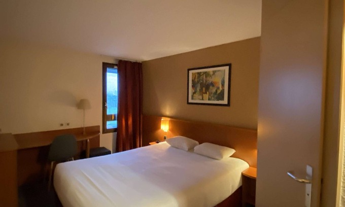 Evreux Hotel | Kyriad Evreux - Netreville