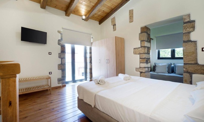 Galatas House | Kyriaki's Traditional House