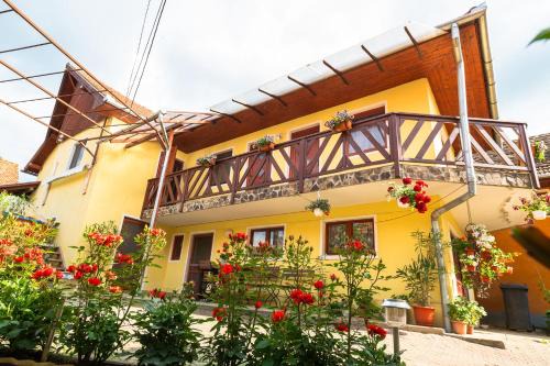 Feliceni Bed & Breakfast | Lázár Panzió és Vendégház
