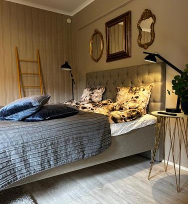 Sorhaga-Centrum Apartment | Lägenheten på innergården 2