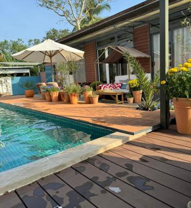 Long Ho Bed & Breakfast | Lọ Lem Homestay