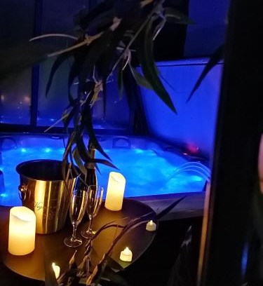 Saint-Christol-Les-Ales Bed & Breakfast | L'étincelle