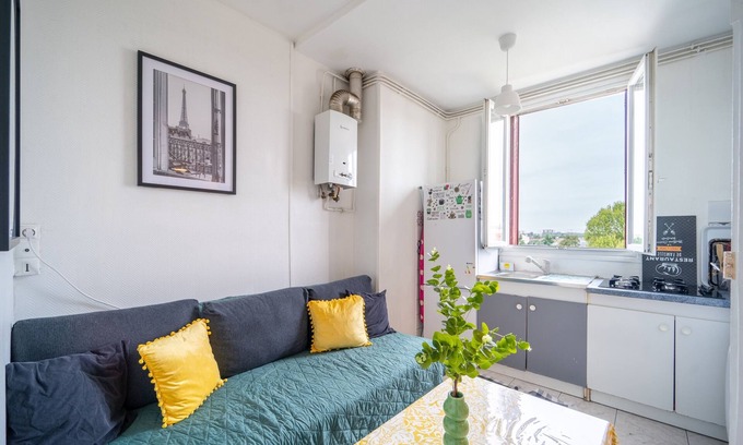 Aulnay-sous-Bois Apartment | L'Évasion Aulnaysienne - Appt pour 4