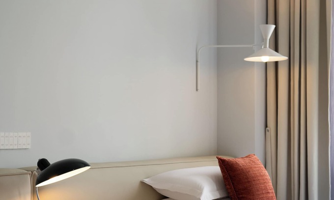 Hejiang Pavilion Apartment | L&A 觀亭1105 Cozy 1-bedroom apartment with AC, WiFi in fantastic Cheng Du Shi