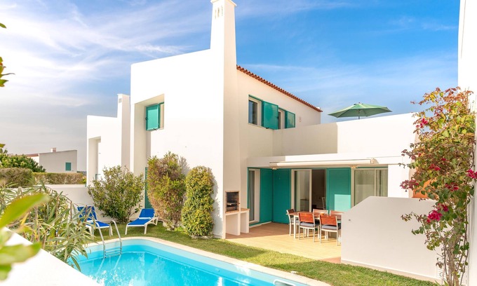 Prainha House | L&A VILLA- with private pool-3 bedrooms with AC