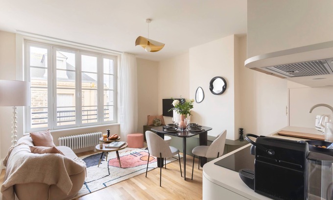 Dinard Apartment | L'Albatre - Appt, proche plage de Dinard