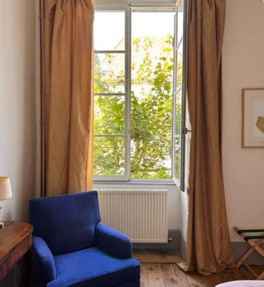 Semur-en-Auxois Bed & Breakfast | L'ancienne comédie
