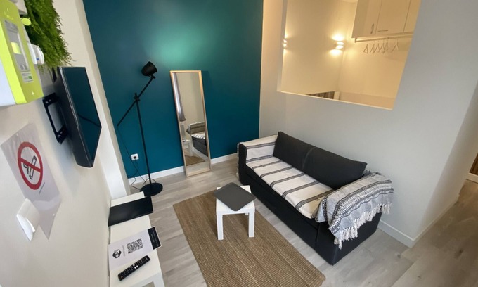 Fontaine Lestang-Bagatelle-Papus-Tabar-Bordelongue Apartment | L'Arène : T1bis refait à neuf à deux pas du métro