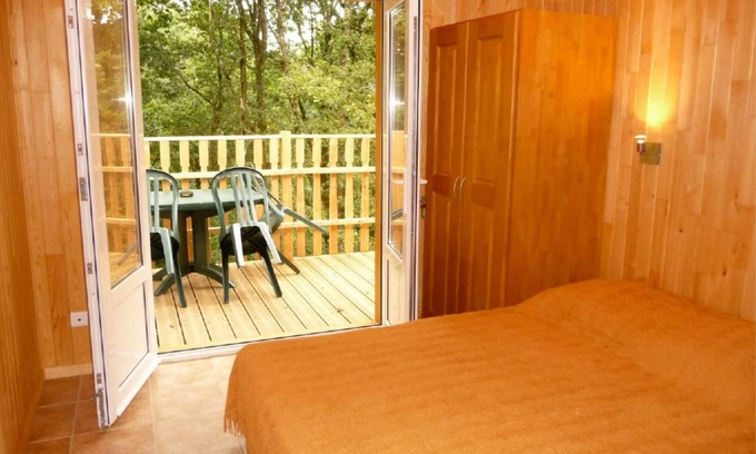 Mouguerre Ski Chalet | L'ARTZAMENDI, a wooden chalet that's as clean as a whistle! 2* prefectoral