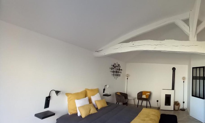 Monbahus Bed & Breakfast | L'atelier d'André