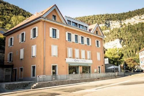 Noiraigue Hotel | L'auberge de Noiraigue