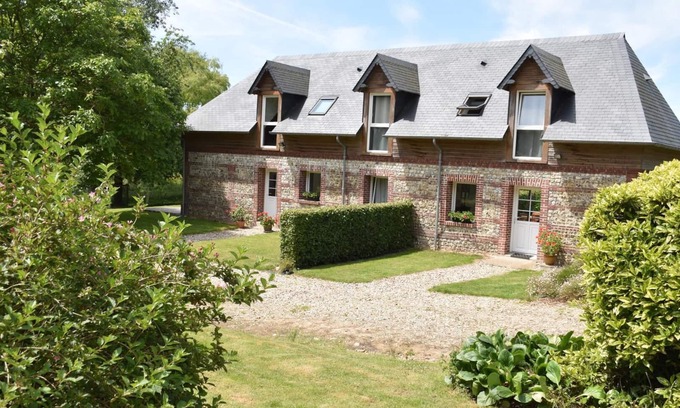 Criquetot-lʼEsneval House | L'Ecluse - CRIQUETOT L'ESNEVAL