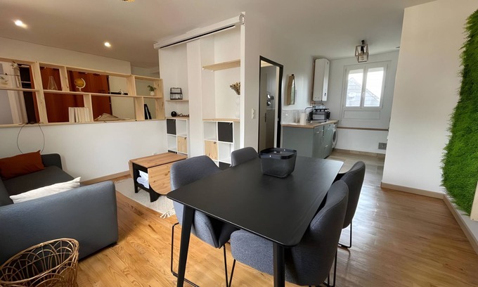 Le Mans Apartment | L'Enchantement - Cinéma - Luxe - 4p -Rêve au Mans