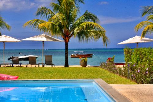 La Preneuse Apartment | L'Escale 3 bedrooms Sea View and Beachfront Suite by Dream Escapes