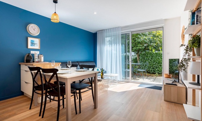 Saint-Marine Apartment | L'Escale - Port Ste Marine 100m away