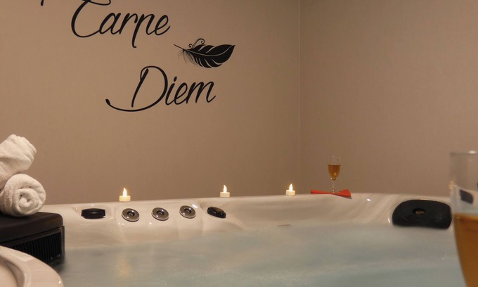 Charavines House | L'HACIENDA DUO, a romantic getaway with a private spa