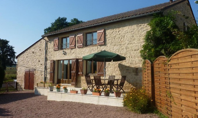 Saint-Mathieu House | L'Hirondelle Gite