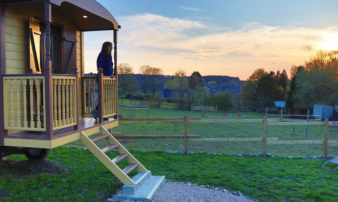 Bievre Bed & Breakfast | L' Instant Ch' Oizy