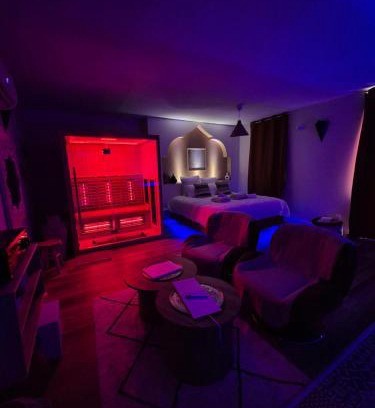 Serrieres Apartment | L' Oriental Suite de Luxe
