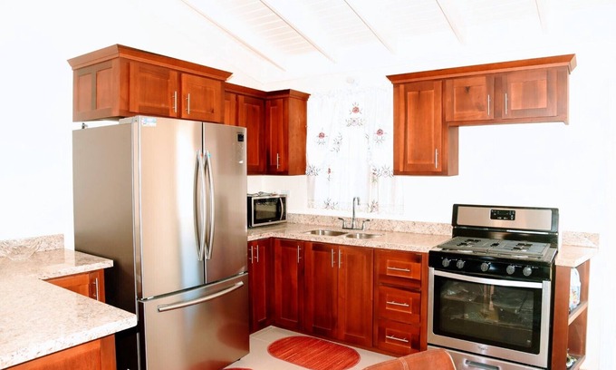 Falmouth House | L&V's Paradise Vacation Home with pool & gym 2
