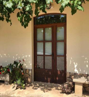 Sant Feliu de Pallerols Apartment | La Badia Nova