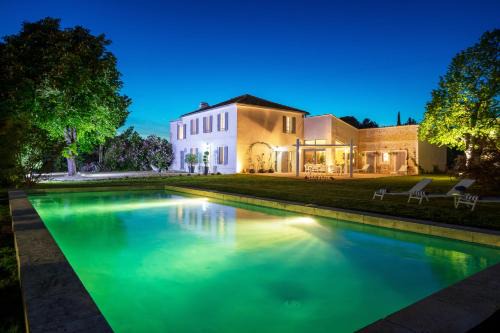 Aix-en-Provence House | La Bastide de Damien, 5 clefs Demeure d'Exception et Table Remarquable dans le guide Teritoria, JACUZZI Privatif, Cuisine étoilée Dominique Frérard