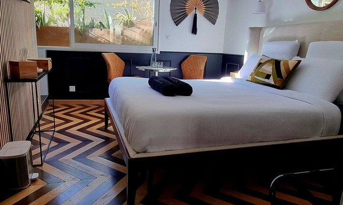 Grand Parc-Paul Doumer House | La Belle Endormie B&B