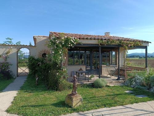 Cleon-d'Andran Bed & Breakfast | La Bohême La Belle Etoile Petit déjeuner compris