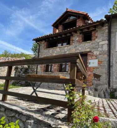Sotres Ski Chalet | La Cabaña de Ana Juana