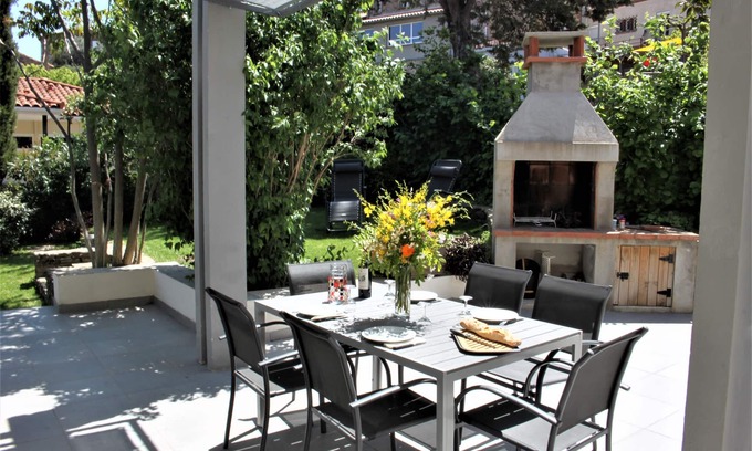 Llauro Villa | "La Casa De La Font" classified * near Céret and Thuir private parking