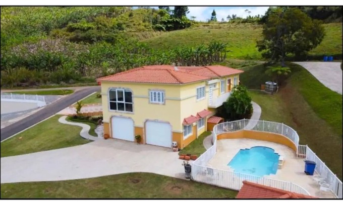 Barranquitas Cottage | La Casa de Tío Unique Cottage to escape & relax!