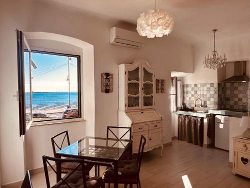 Pegli Apartment | La Casa di Dory in PrimoPiano