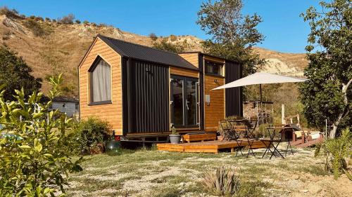 Castilenti House | La Casa Errante 1 by Tiny Away