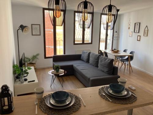 Old Town Apartment | La Casita del Río - Riverside Home