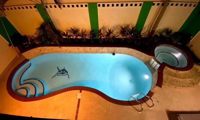 Cupey Villa | La Casita Verde in Cupey - Villa with Pool/Hot Tub