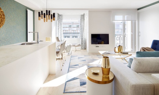 San Sebastian Centro Apartment | La Concha Attic by FeelFree Rentals