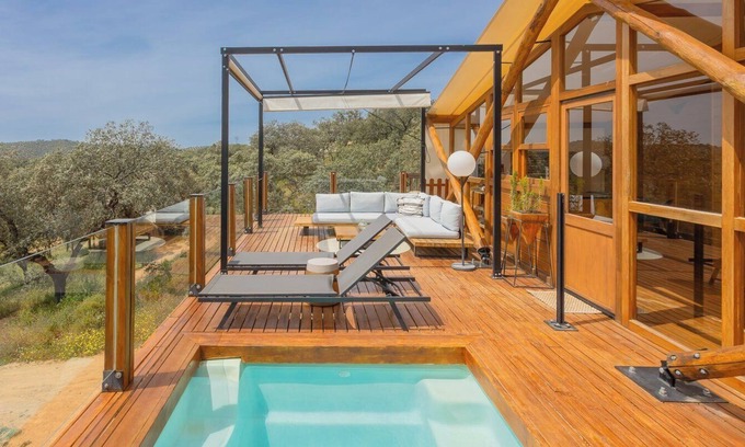 Poblado del Embalse Resort | La Dehesa Experiences Junior Suite Adamuz by Ruralidays