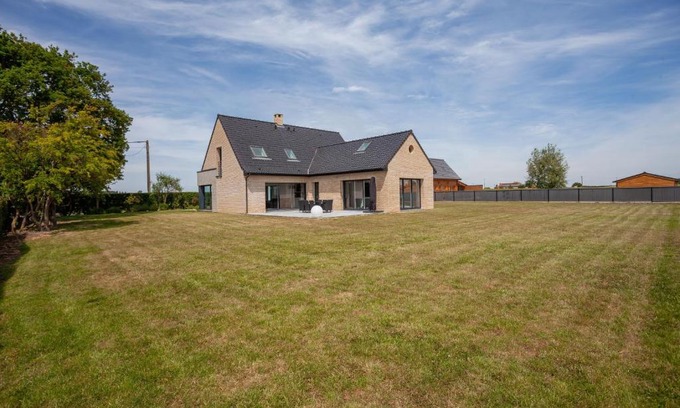 Bambecque House | La Fauconnière