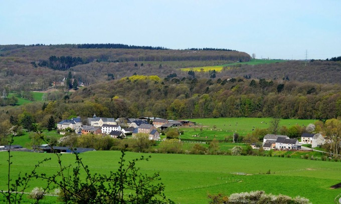 Xhignesse House | La Grange de David is accessible to people with reduced mobility
