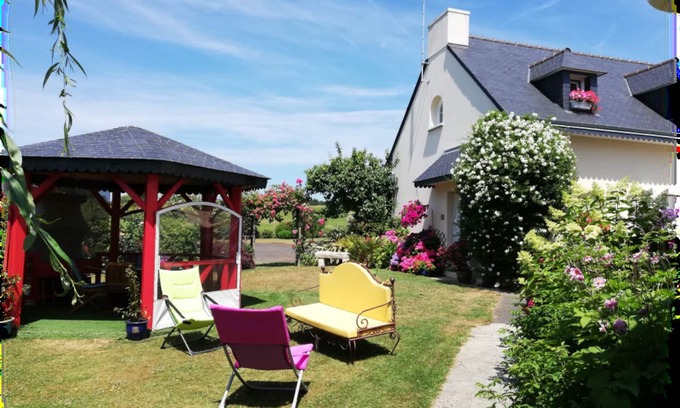 Binic-Etables-sur-Mer Cottage | La JacoBinic is a charming gite set between land and sea, 1.5 km from the beaches.