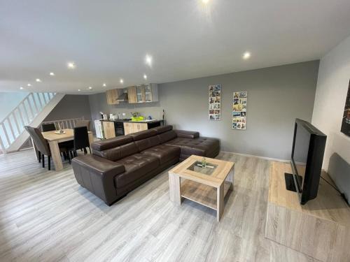 Nayemont-les-Fosses Apartment | La Maison Bleue, logement confortable au cœur des Vosges
