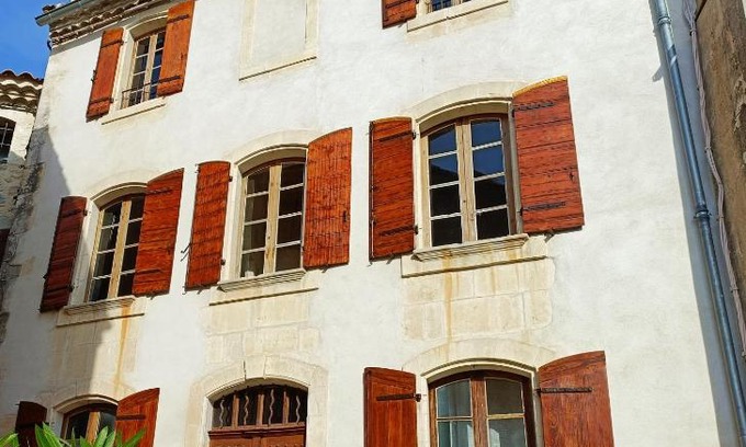 Boulbon Apartment | La Maison comtale du Puit Neuf