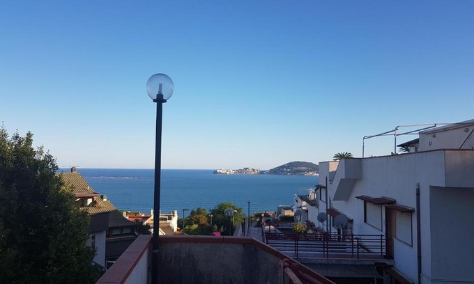 Formia Apartment | La Malvarrosa, la spiaggia tra Roma e Napoli