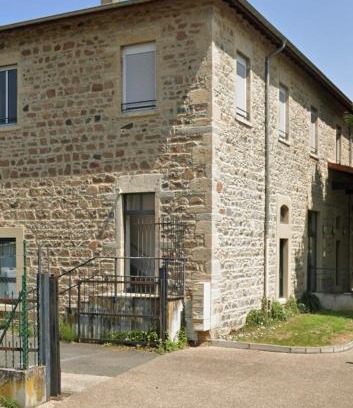 Sain-Bel Apartment | La parenthèse dorée Studio à saint bel